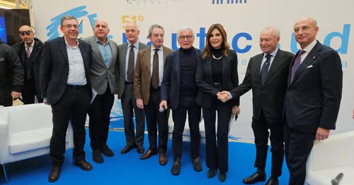 Il ministro Santachè al Nauticsud: Da soli si va veloce, insieme si va lontano - Terronian Magazine