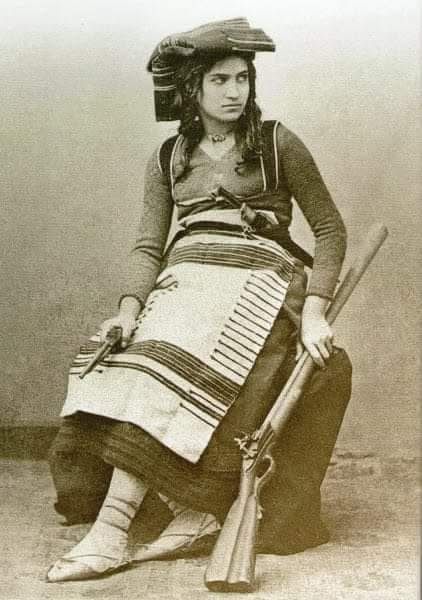 Potrebbe essere un'immagine raffigurante 1 persona