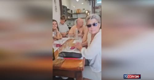 Lite tra turisti israeliani e ristoratrice proPal a Napoli